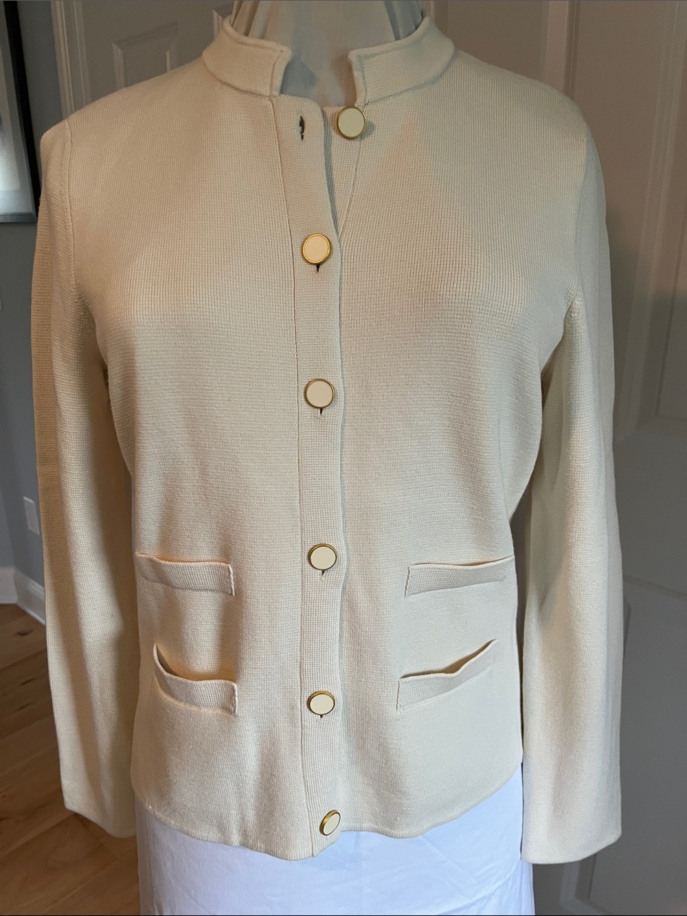 NWT Talbots Cream Collarless Knit Jacket with Gold and cream Buttons